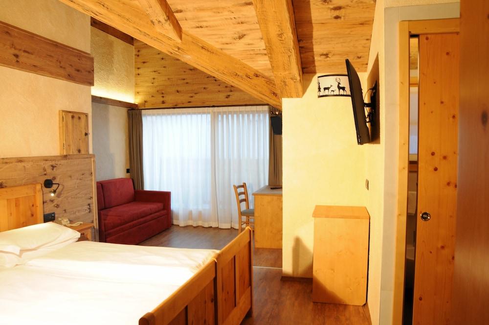 Hotel Helvetia Livigno Luaran gambar