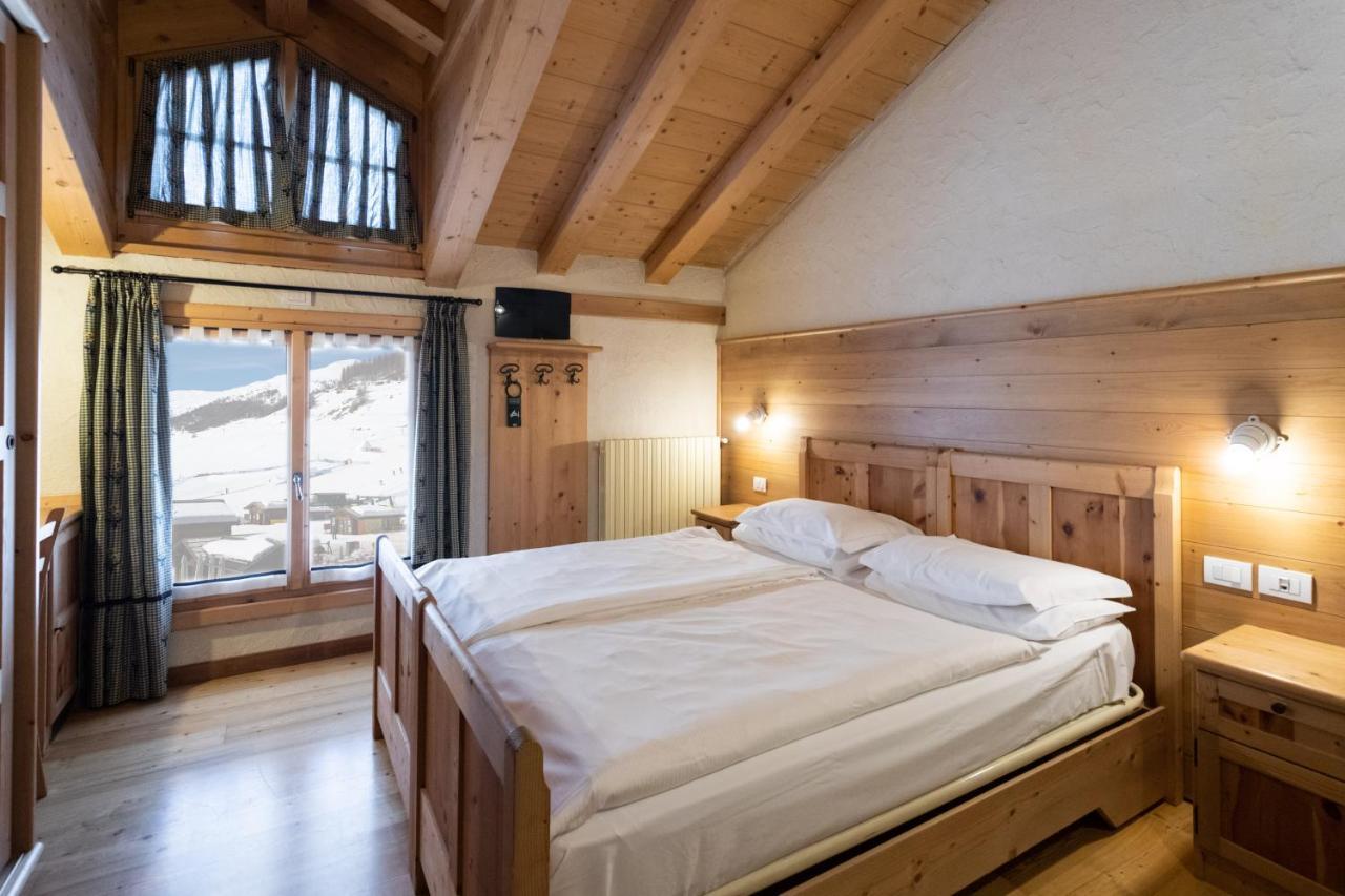 Hotel Helvetia Livigno Luaran gambar
