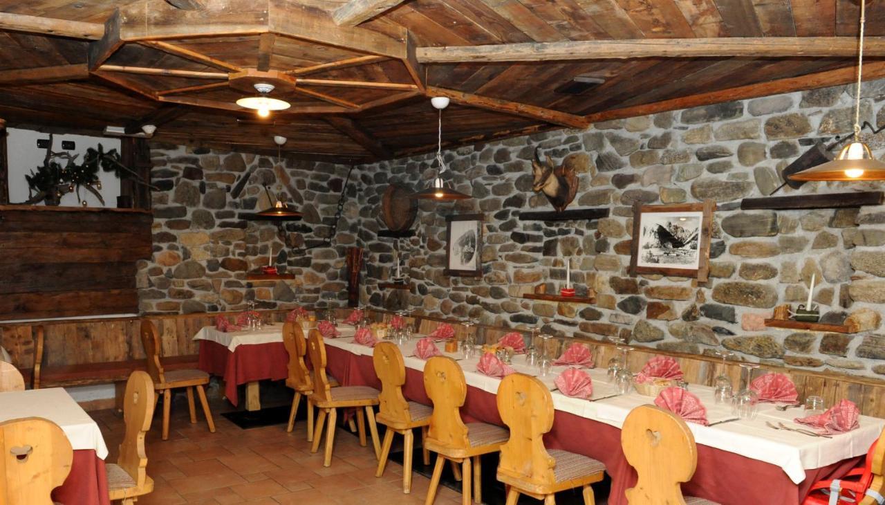 Hotel Helvetia Livigno Luaran gambar