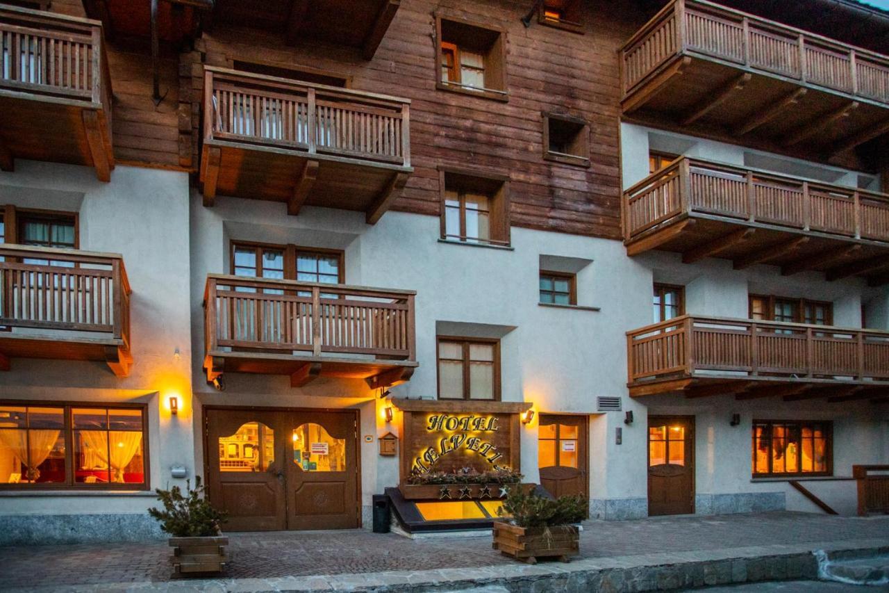 Hotel Helvetia Livigno Luaran gambar