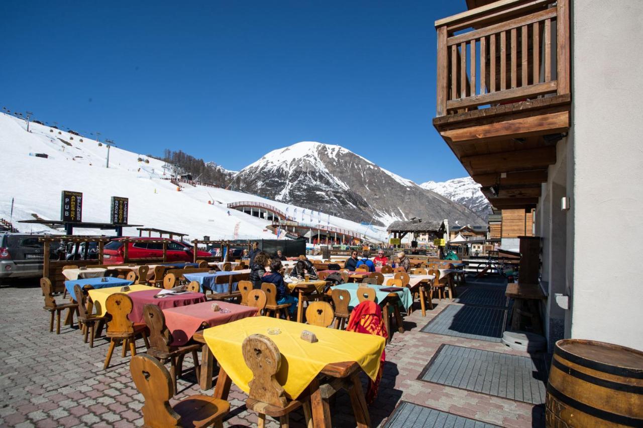 Hotel Helvetia Livigno Luaran gambar
