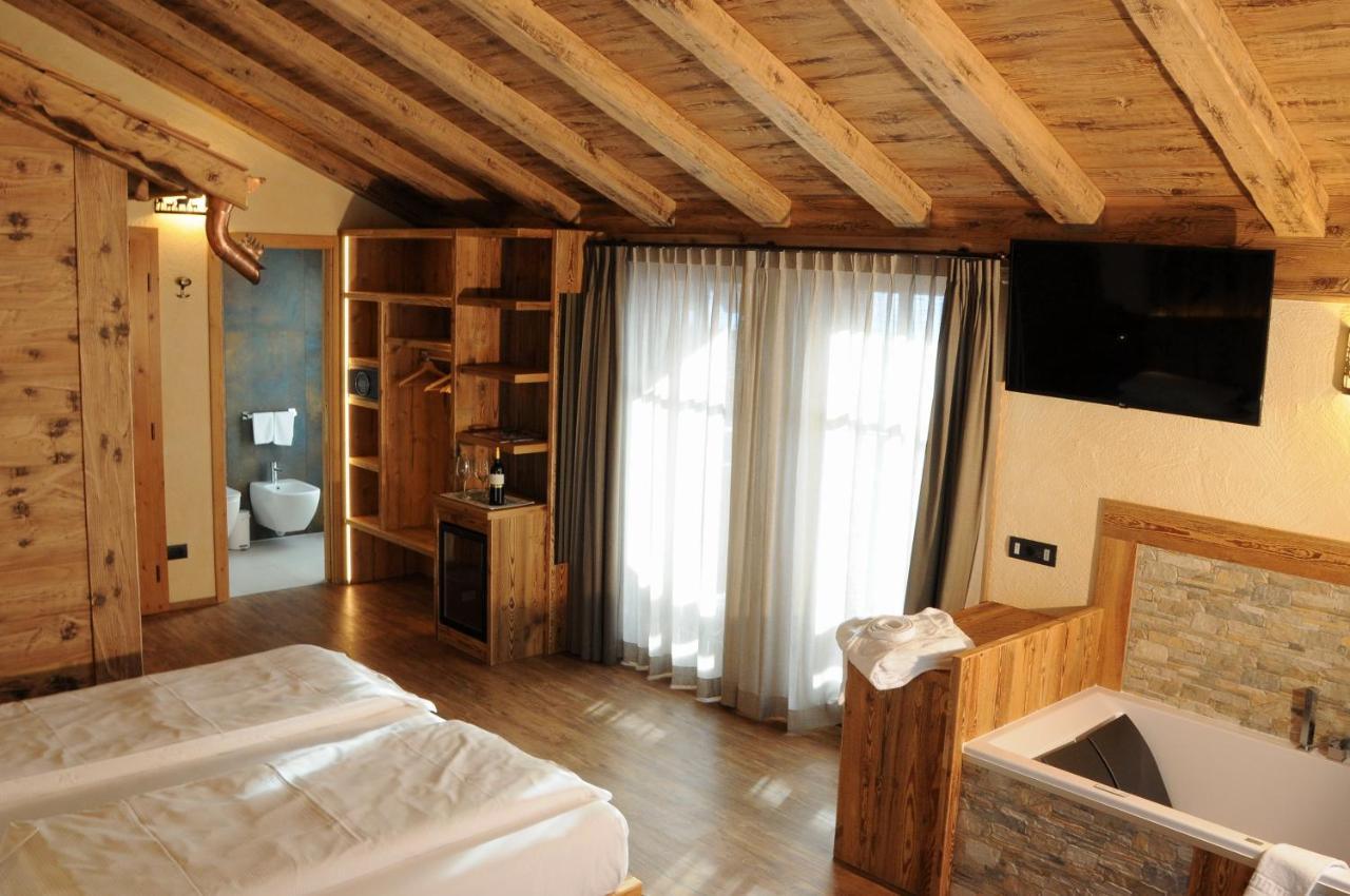 Hotel Helvetia Livigno Luaran gambar