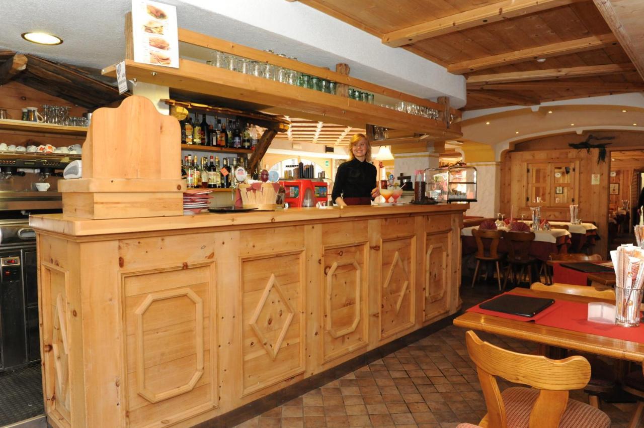 Hotel Helvetia Livigno Luaran gambar