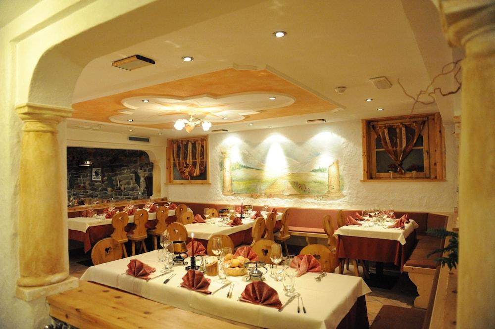 Hotel Helvetia Livigno Luaran gambar